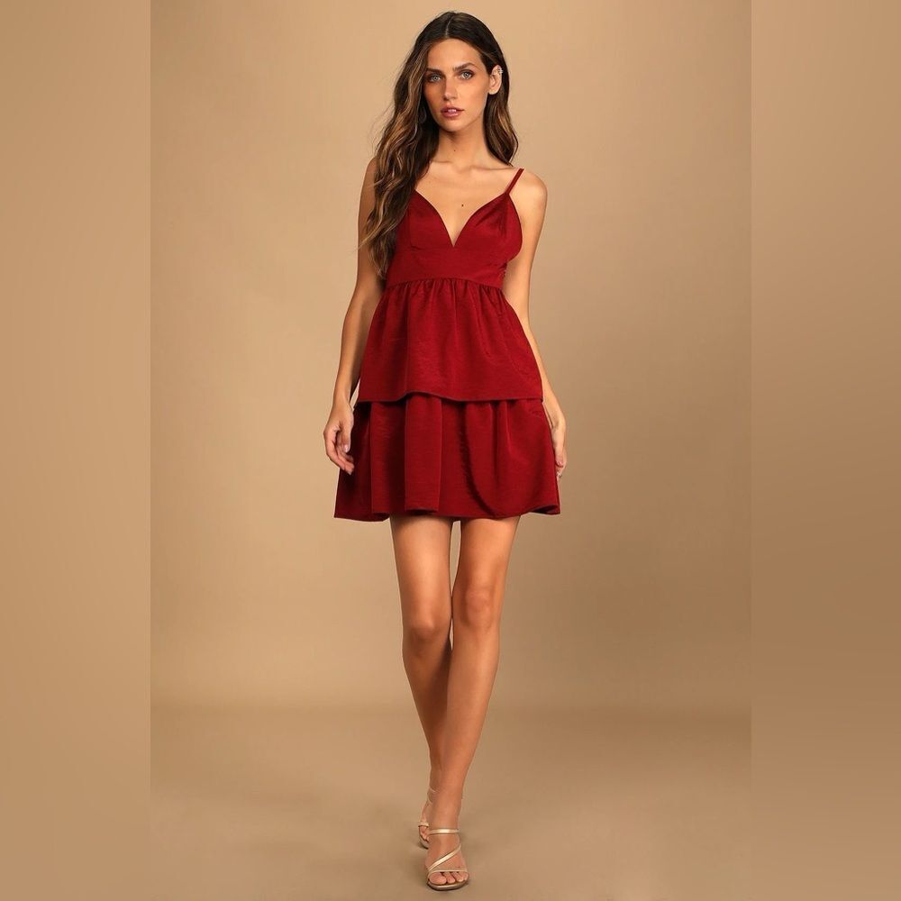 NEW Lulus Party Pose Wine Red Satin Tiered Sleeveless Babydoll Mini Dress Small